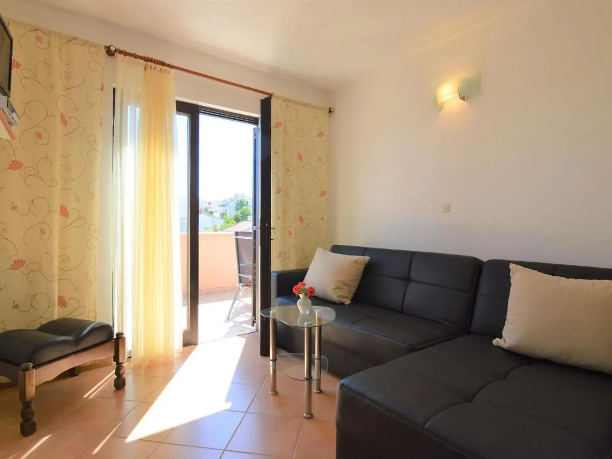 Apartment Viktor-2 By Interhome Trogir